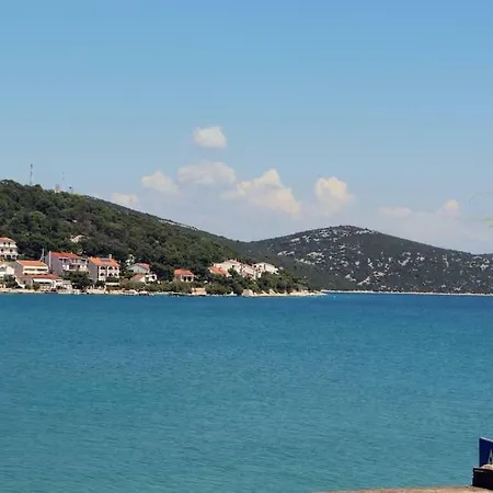 Rustica * Tisno